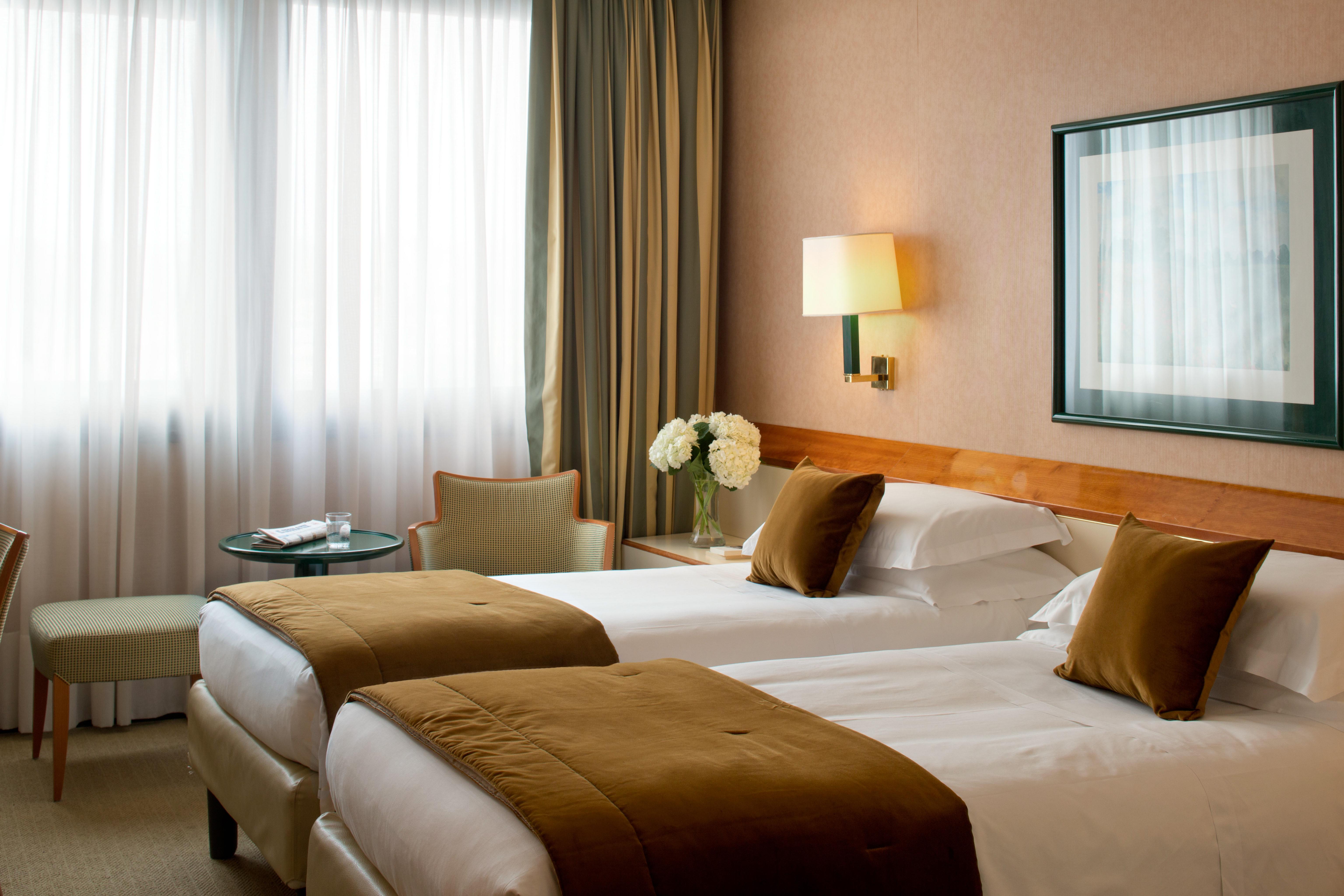 สตาร์โฮเต็ล เพรสซิเดนท์ Hotel เจนัว ภายนอก รูปภาพ