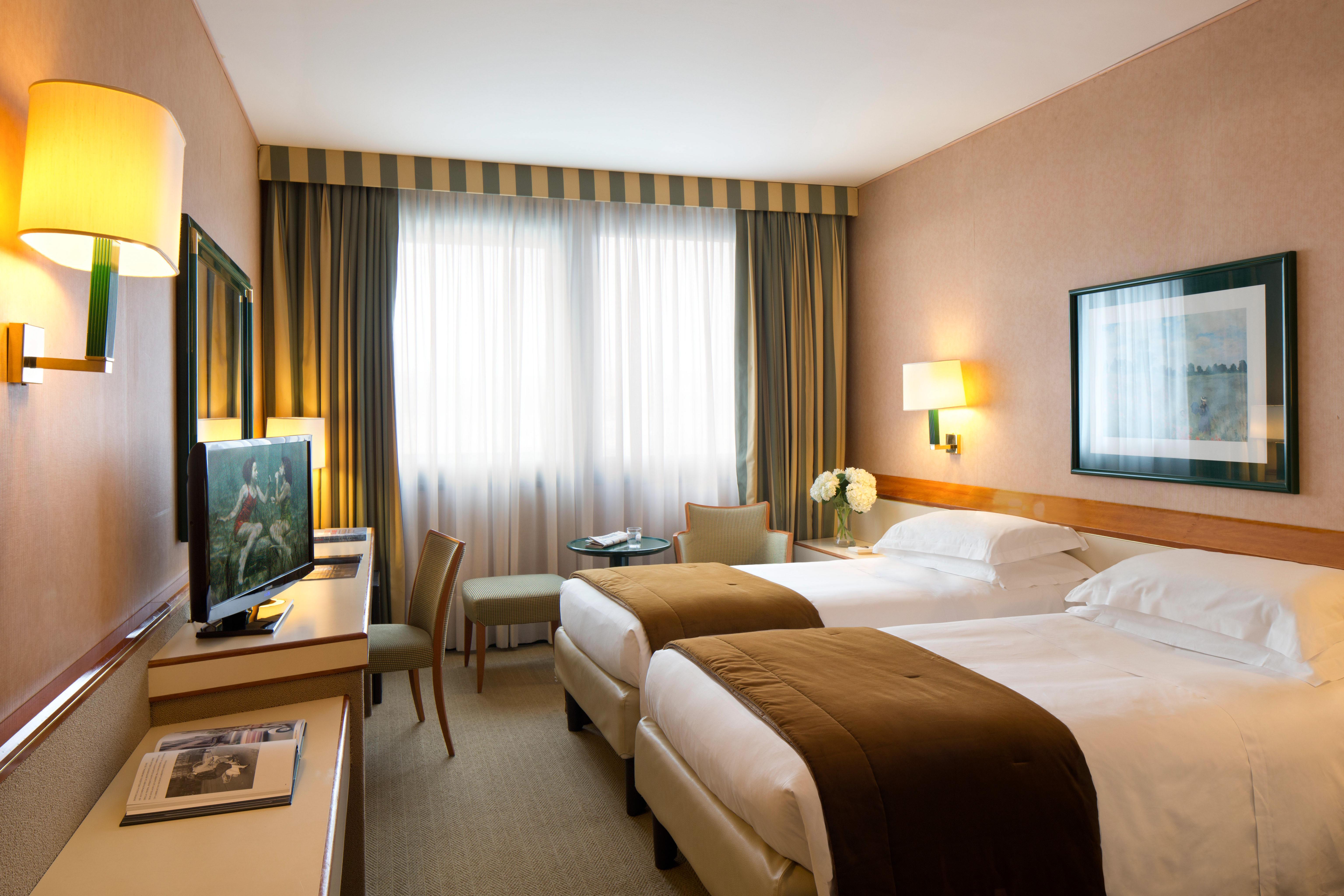 สตาร์โฮเต็ล เพรสซิเดนท์ Hotel เจนัว ภายนอก รูปภาพ